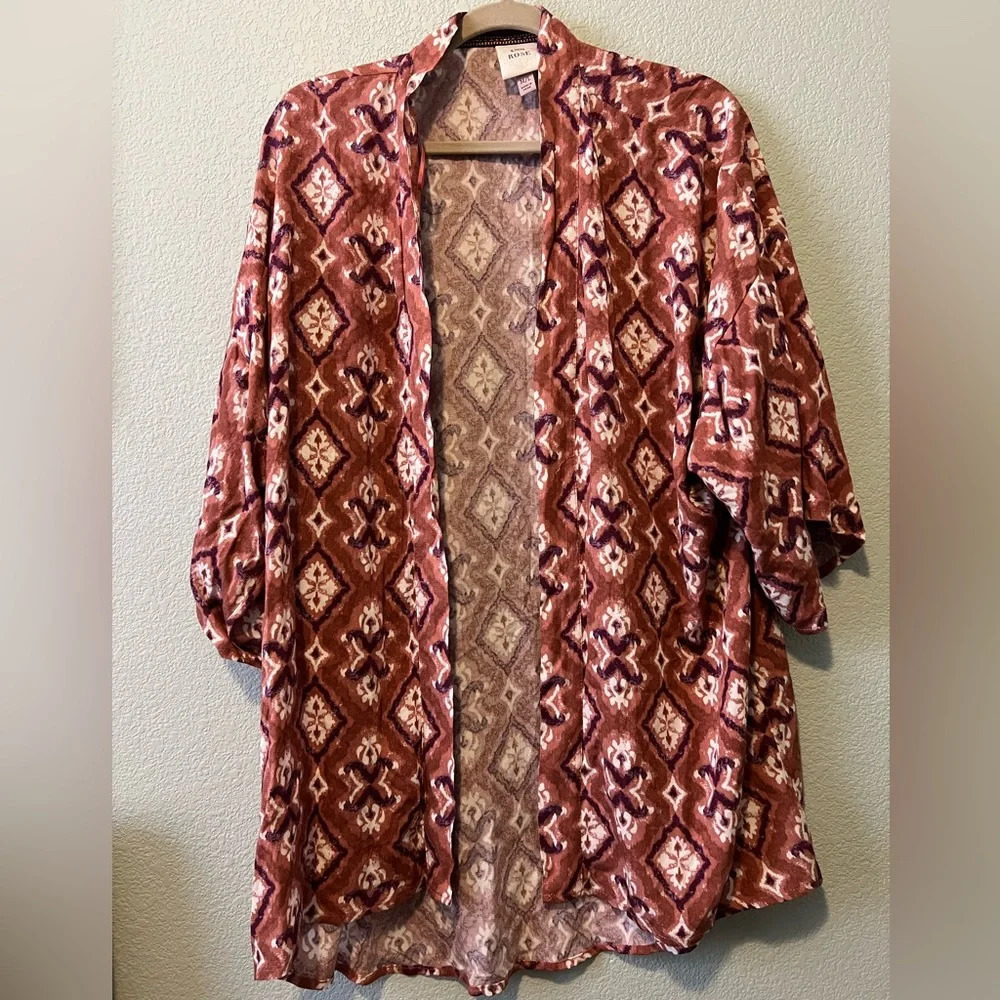Knox Rose Kimono Size M/L